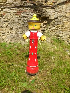 Veselý hydrant u zámku